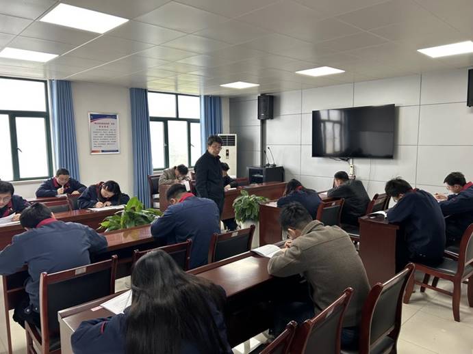 建材公司、檢測公司聯(lián)合開展管理人員業(yè)務(wù)提升考試